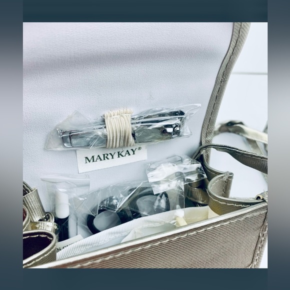 Mary Kay Bath & Body New Mary Kay Vintage Metallic Crossbody Purse